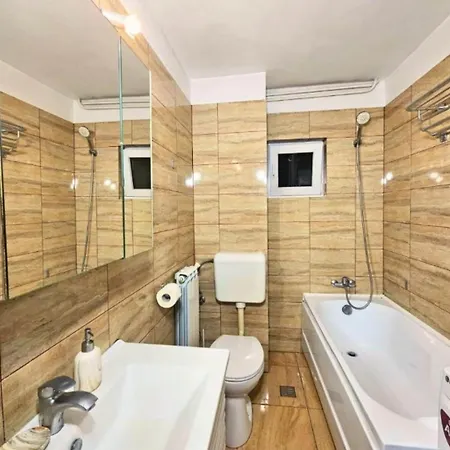 Apartment Centrum I *